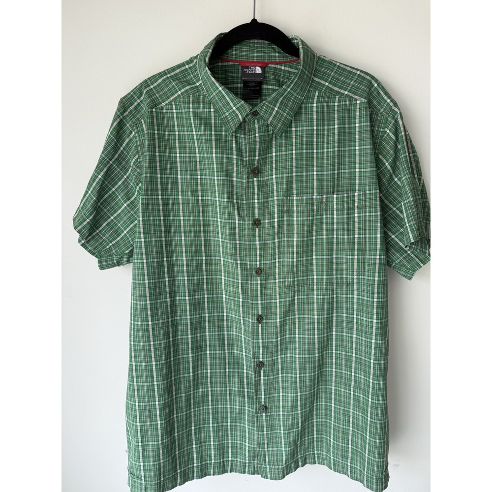 The North Face Men's XL/TG Green Plaid Woven Nylon Blend Short Sleeve Shirt
